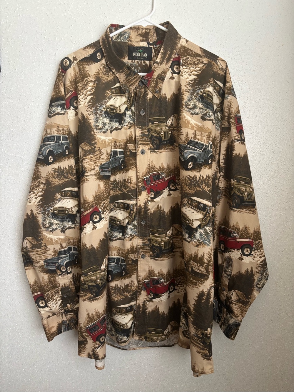 Vintage RedHead Off-Road Jeep/BroncoAll-Over Print Men’s Button-Up Shirt